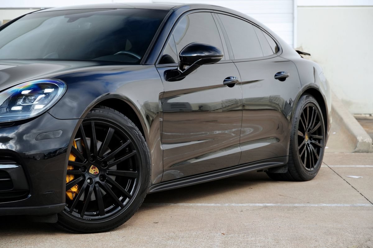 Used 2018 Porsche Panamera 4 AWD/4WD image 23