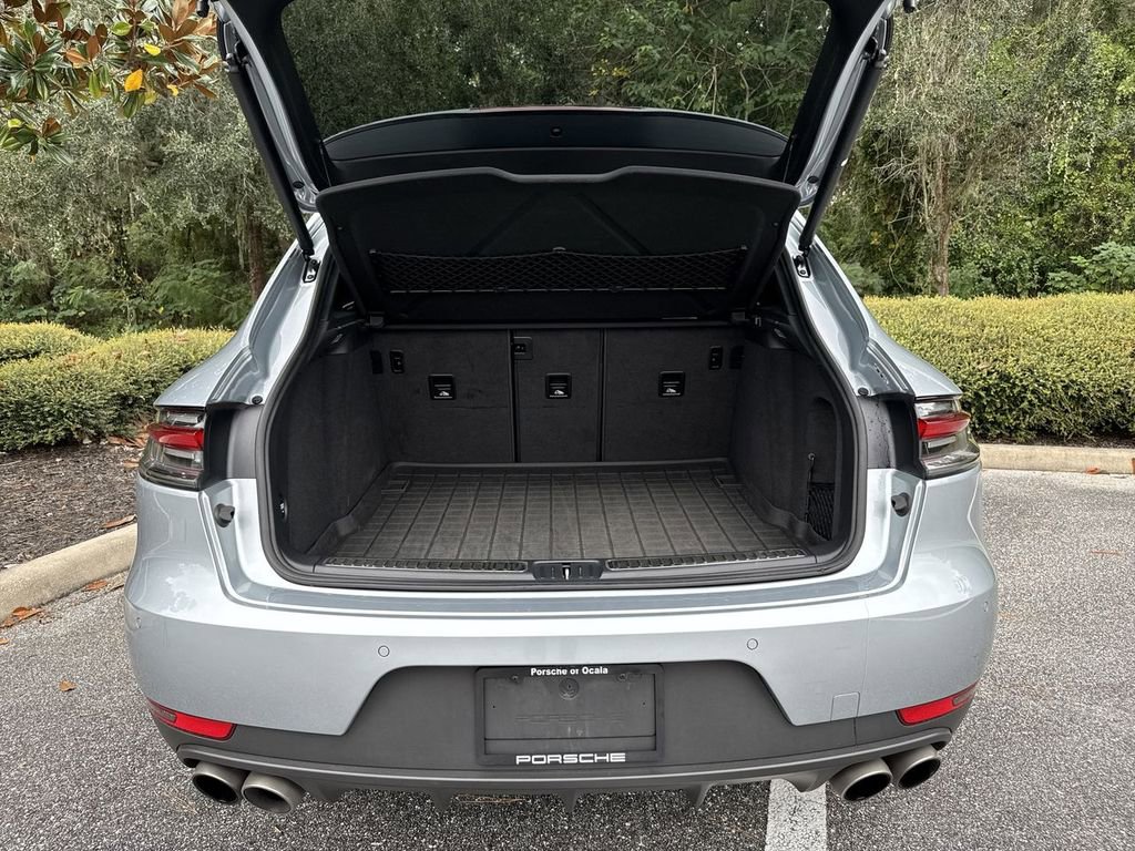 Used 2020 Porsche Macan S image 28
