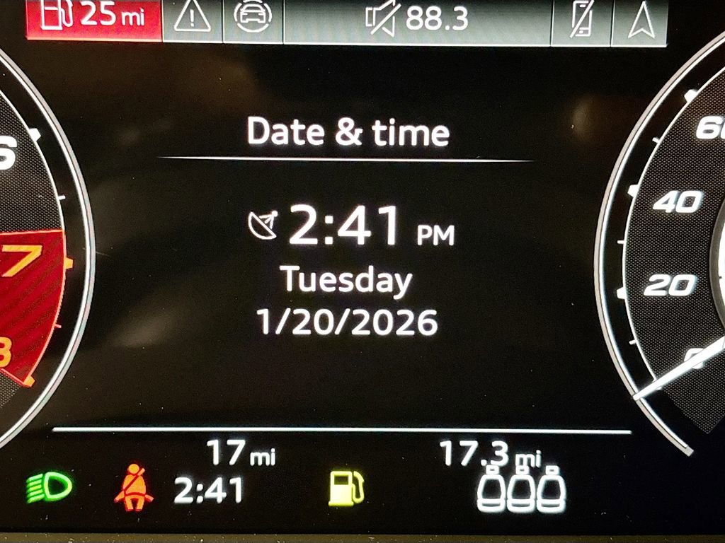 New 2026 Audi RS Q8 performance image 11