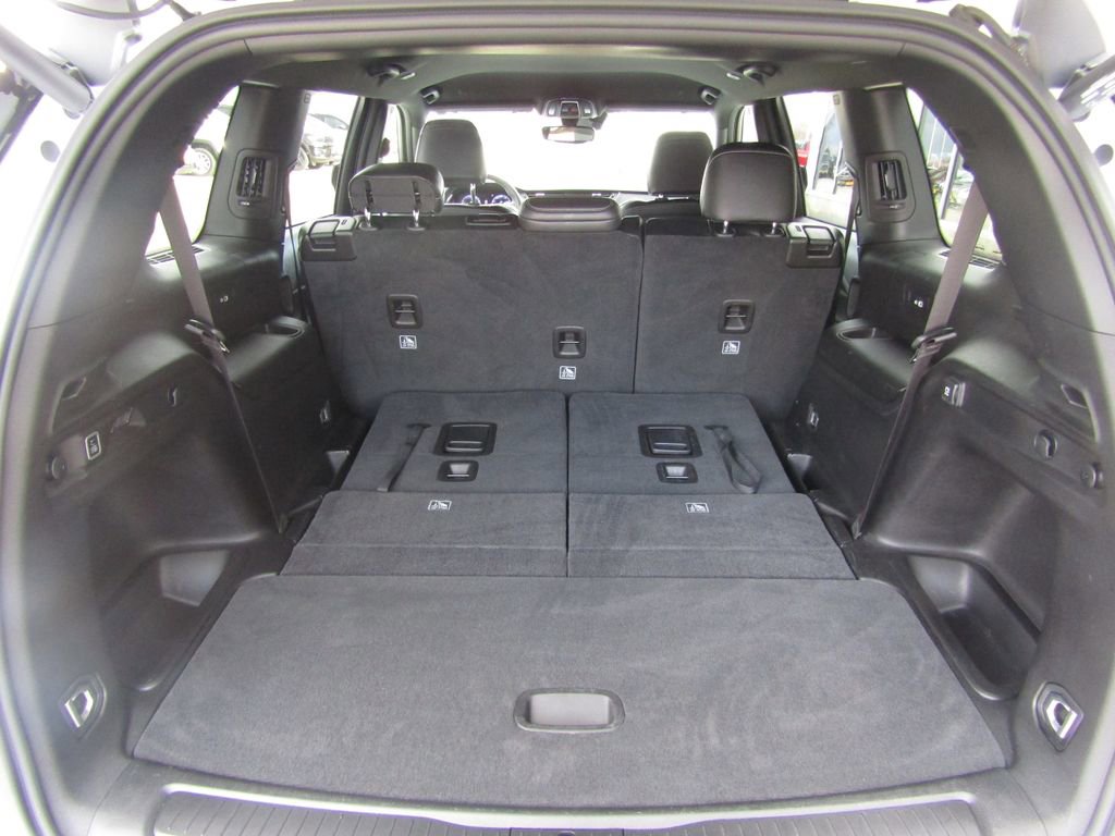 Used 2024 Jeep Grand Cherokee L Laredo image 37