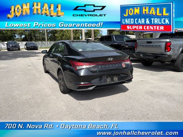 Used 2022 Hyundai Elantra SEL w/ Convenience Package FWD image 7