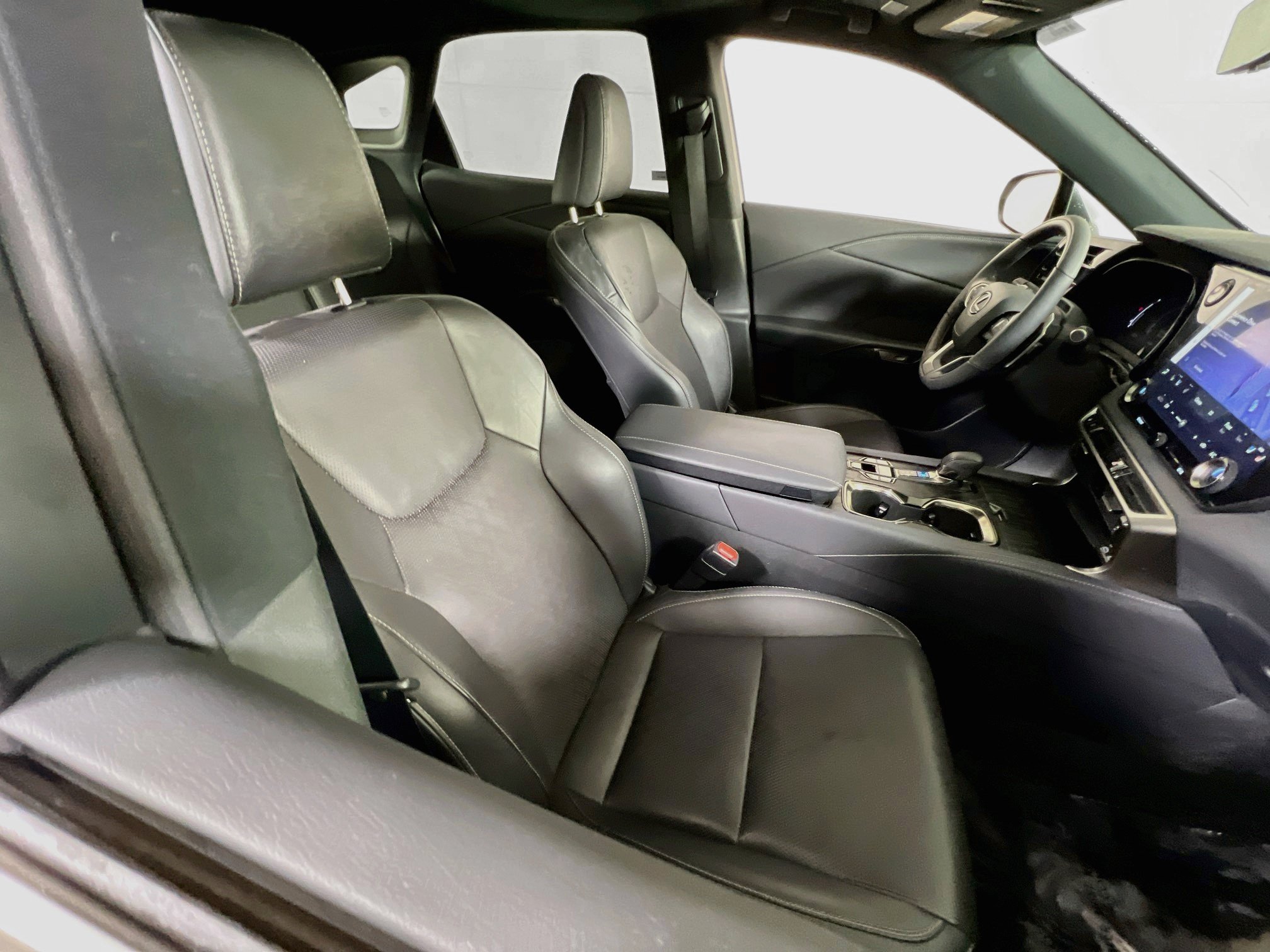Used 2023 Lexus RX 350 Premium Plus w/ Accessory Package AWD/4WD image 27