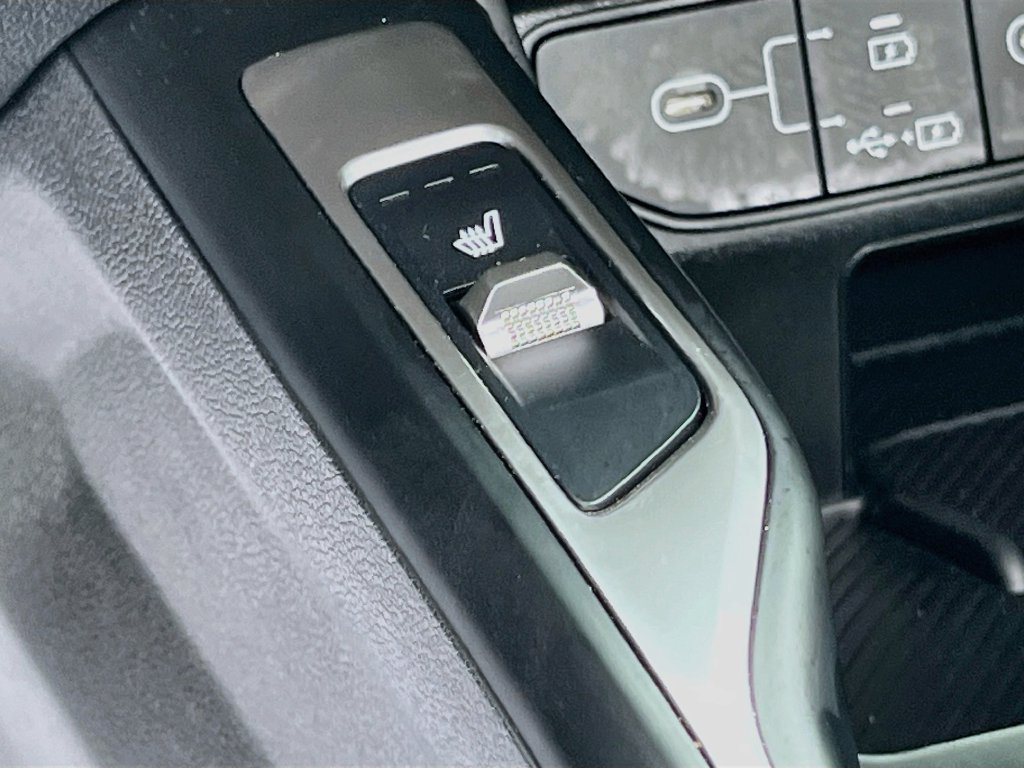 Used 2025 Kia Sorento EX w/ Panoramic Sunroof Package FWD image 20
