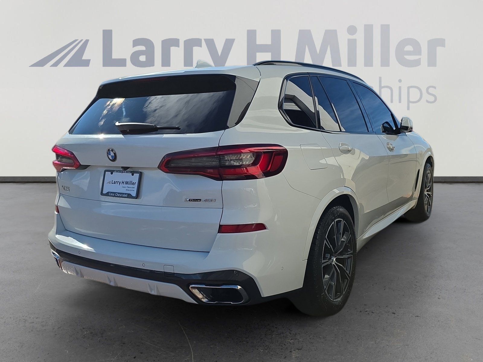 Used 2019 BMW X5 xDrive40i w/ M Sport Package image 5
