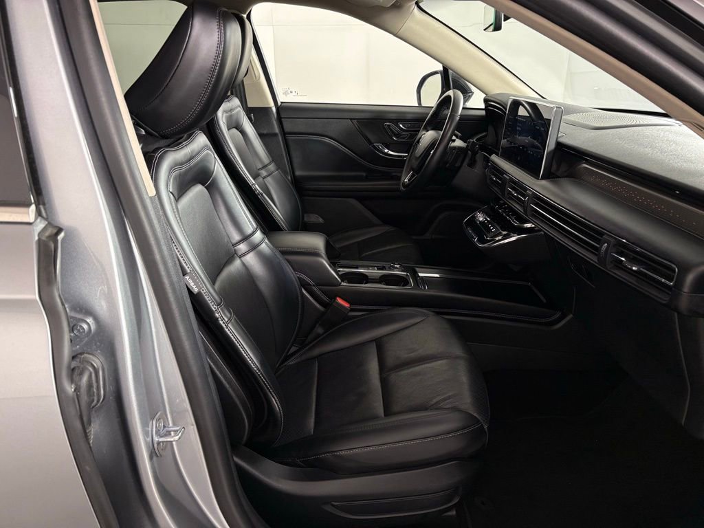 Used 2024 Lincoln Corsair Reserve w/ Equipment Group 201A image 43