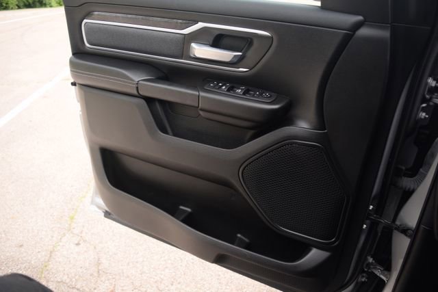 Used 2023 RAM 1500 Big Horn AWD/4WD image 18