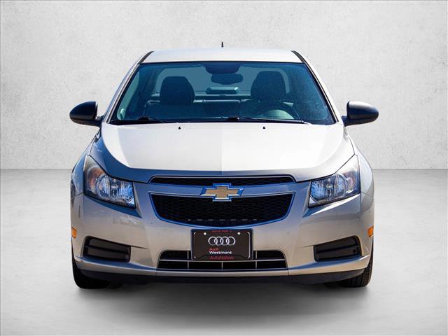 Used 2013 Chevrolet Cruze LS FWD video 2