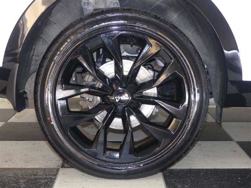 Used 2023 Kia Sorento SX image 38