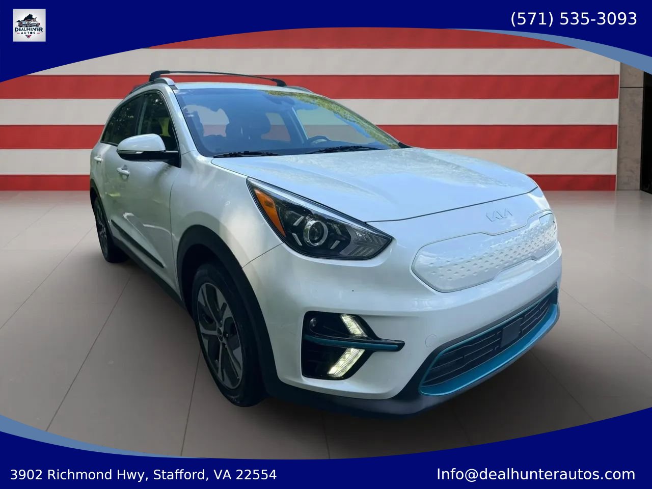 Used 2022 Kia Niro EX w/ Cold Weather Package FWD image 3
