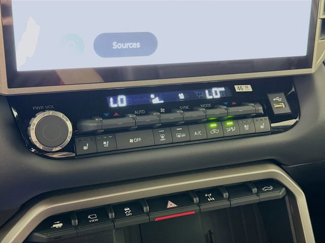 New 2026 Toyota Tundra Platinum AWD/4WD image 15