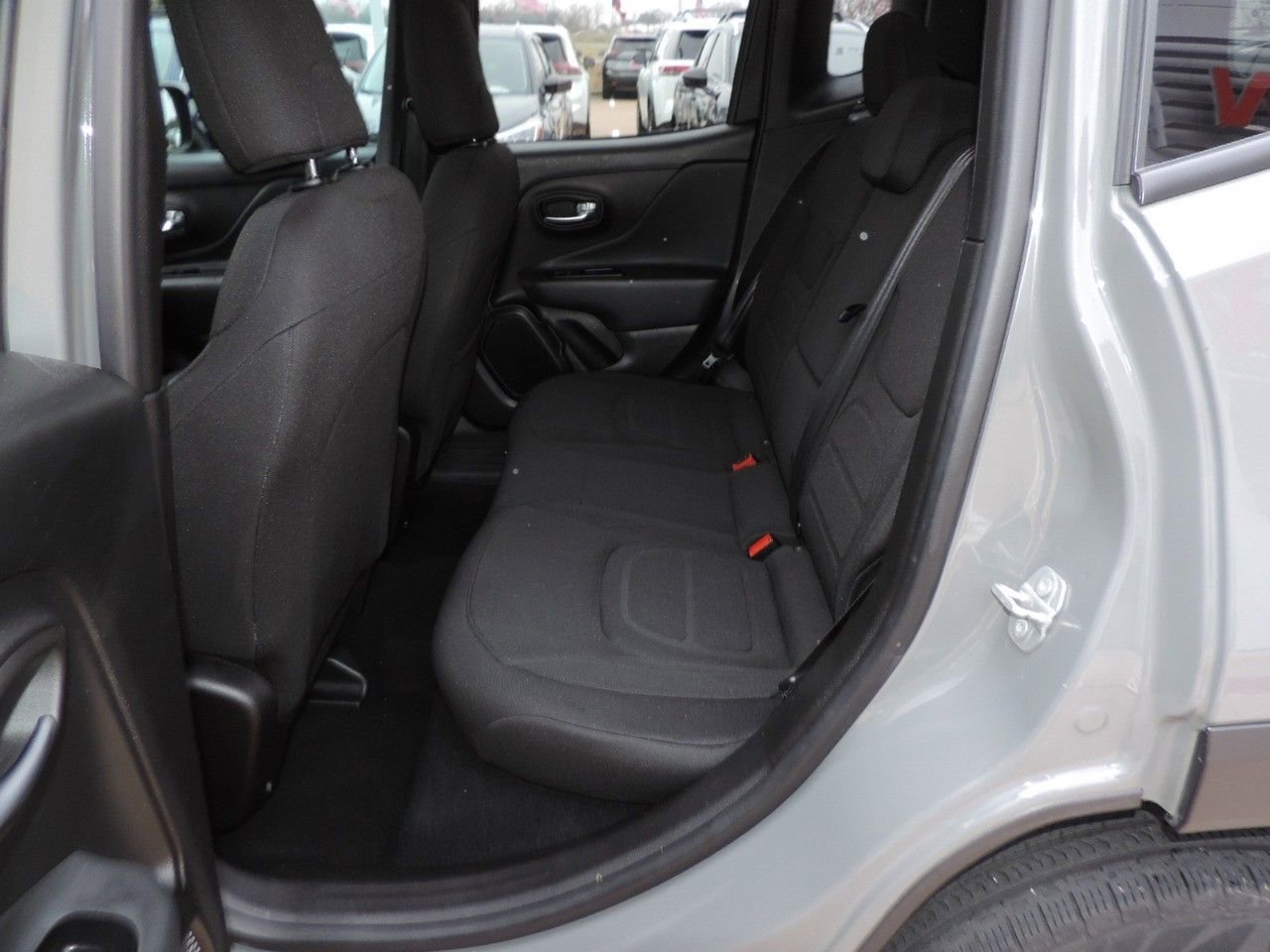 Used 2022 Jeep Renegade Latitude w/ Convenience Group image 21
