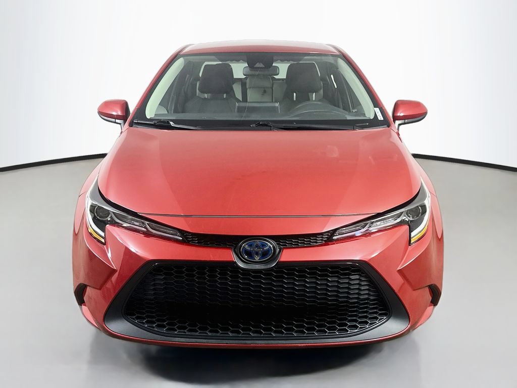 Used 2021 Toyota Corolla LE FWD image 2