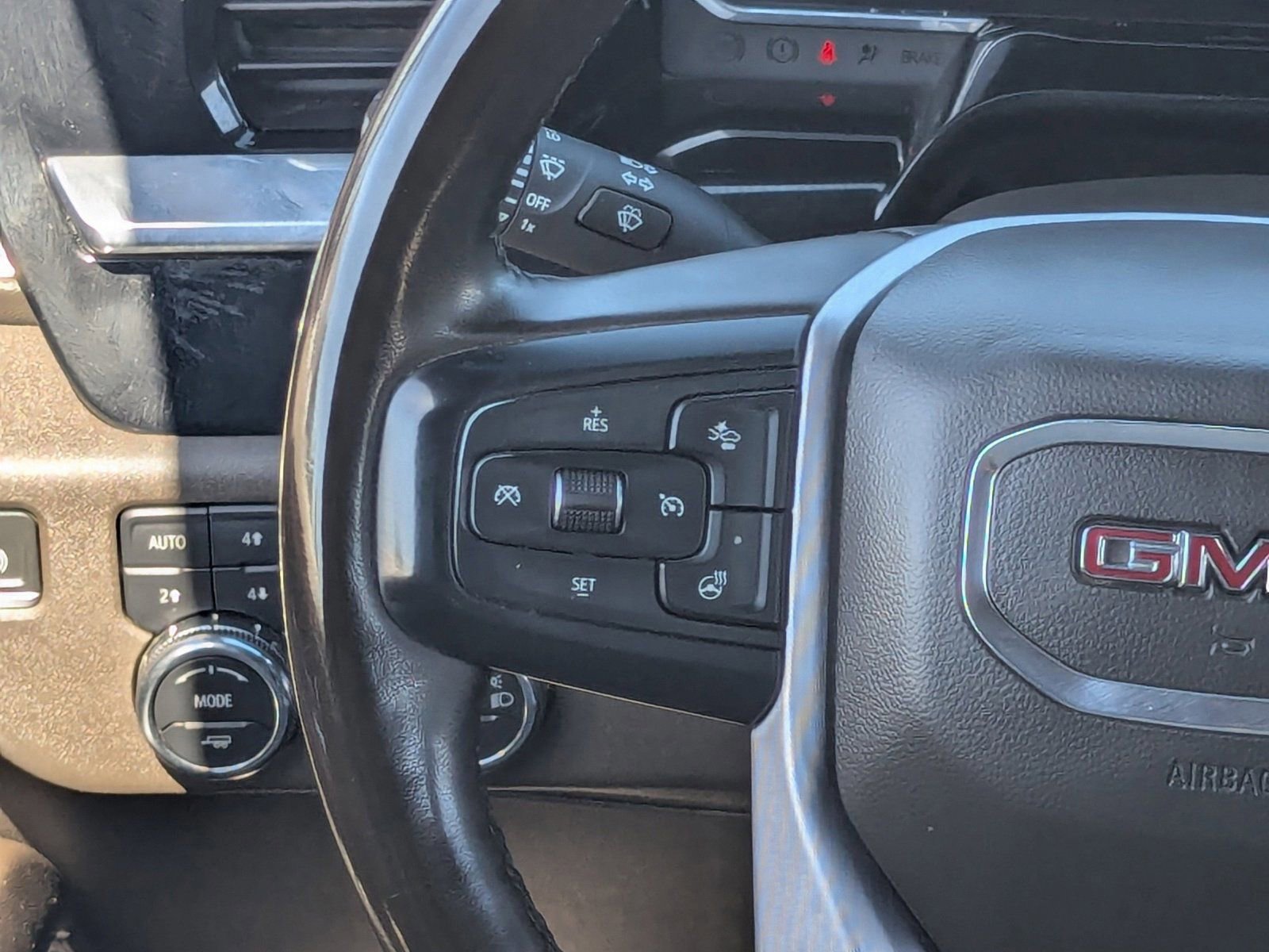 Used 2024 GMC Sierra 2500 SLT w/ SLT Premium Package image 20