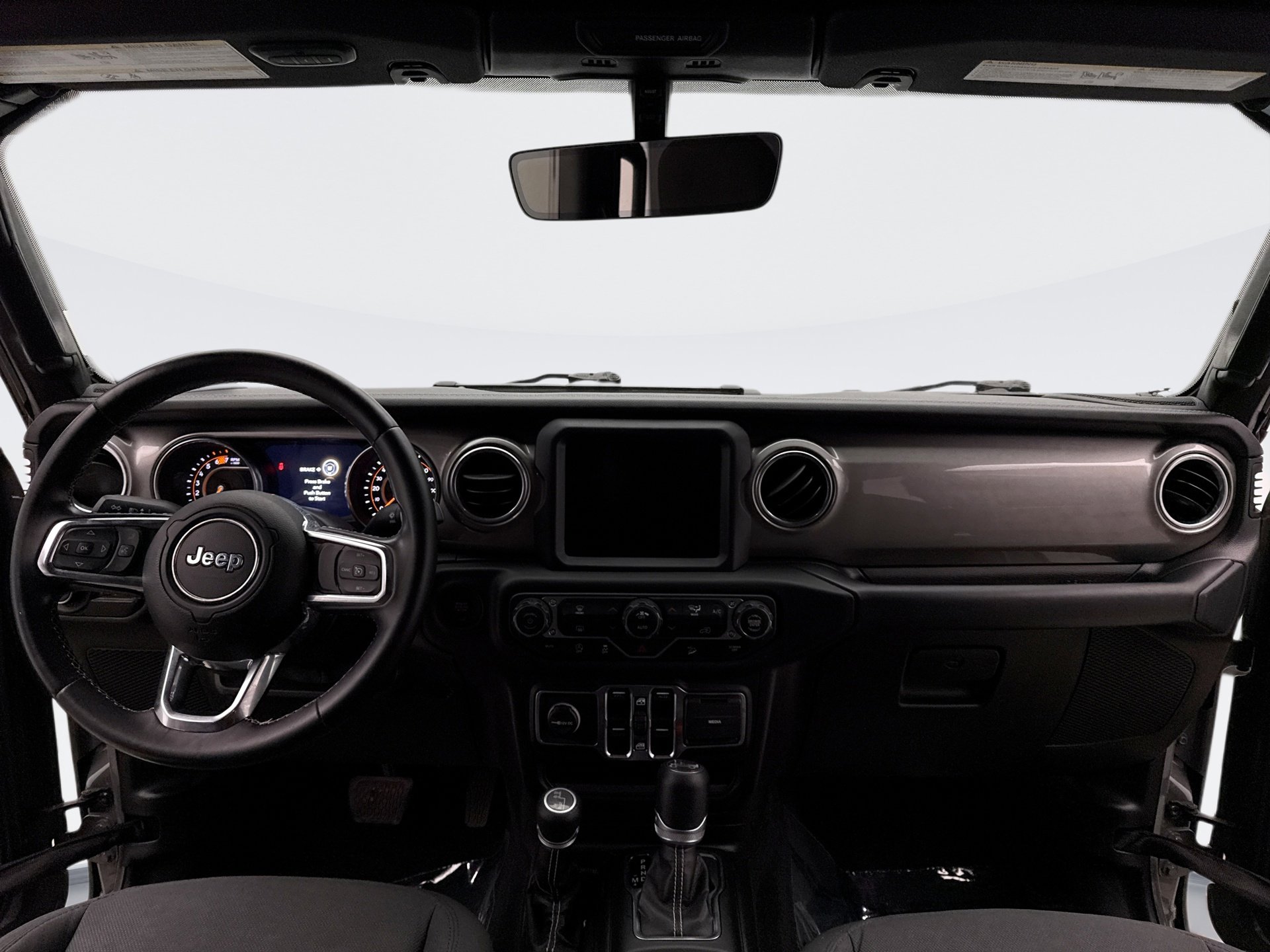 Used 2018 Jeep Wrangler Unlimited Sahara image 14