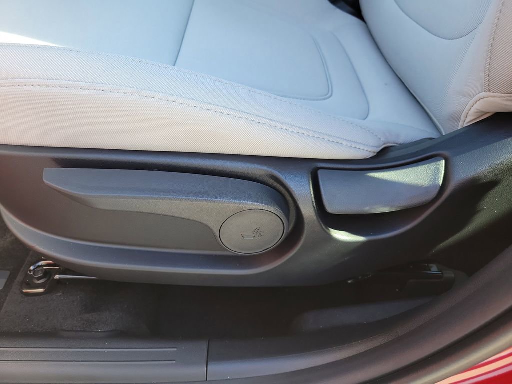 New 2026 Hyundai Tucson SE image 21