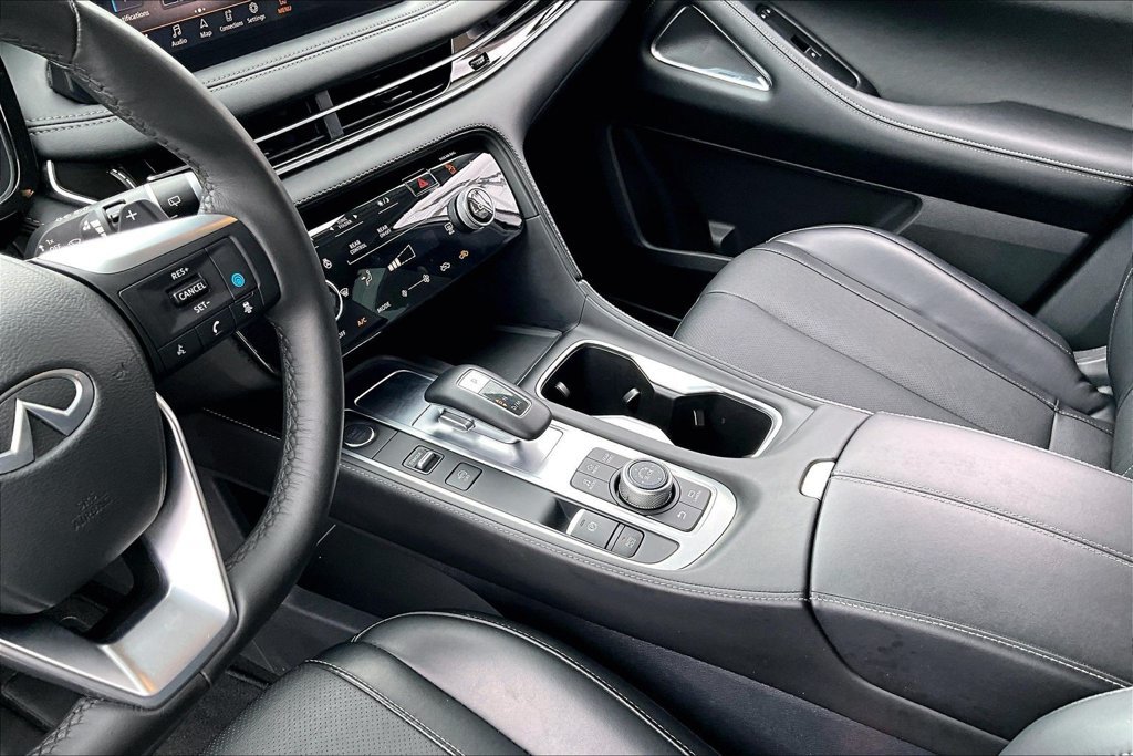 Certified 2025 INFINITI QX60 Luxe AWD/4WD image 19