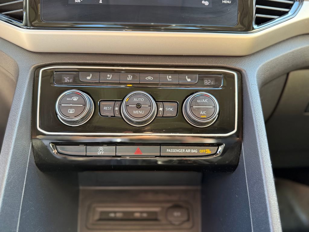 Used 2021 Volkswagen Atlas SEL Premium image 19