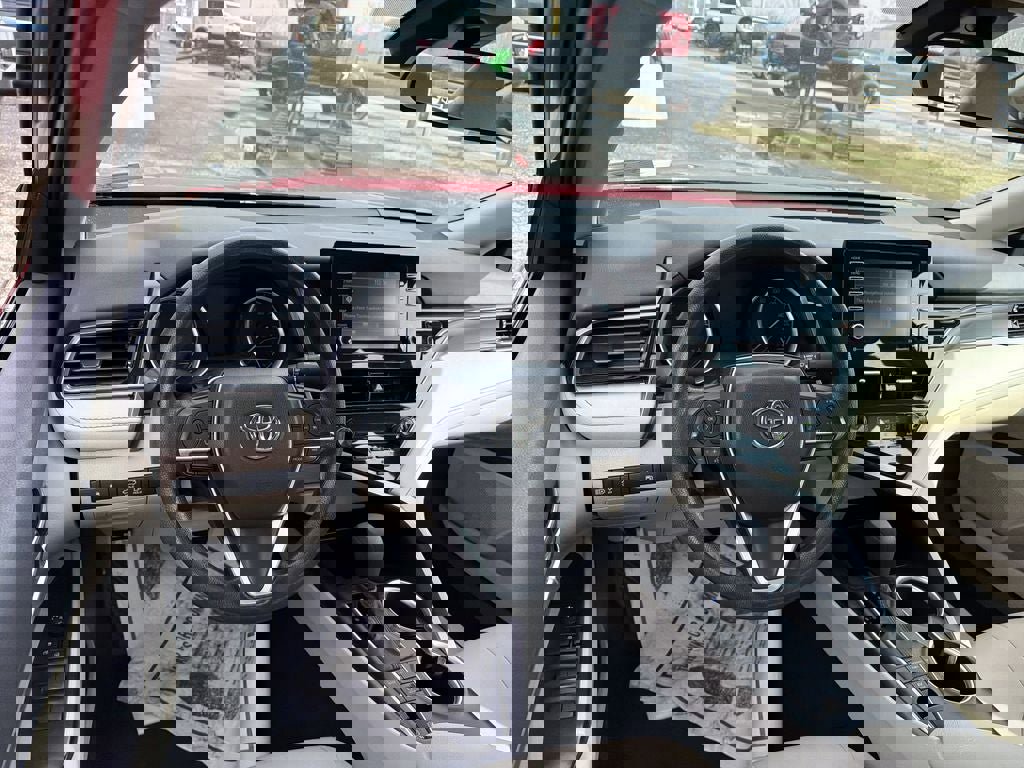 Used 2023 Toyota Camry LE image 15