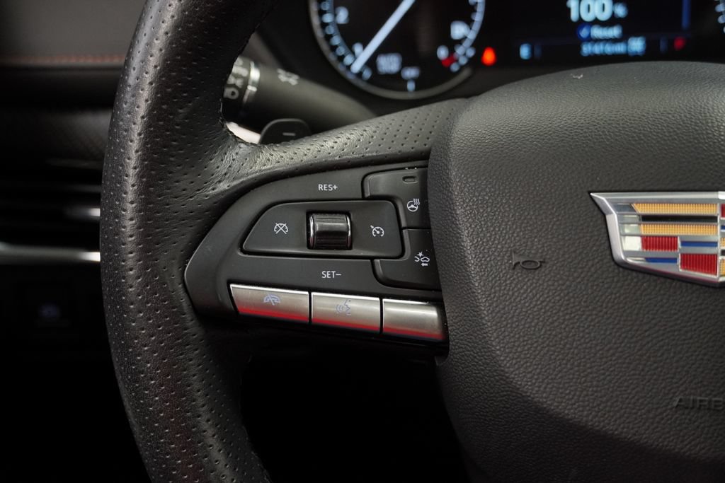 Used 2023 Cadillac XT4 Sport w/ Cold Weather Package AWD/4WD image 24