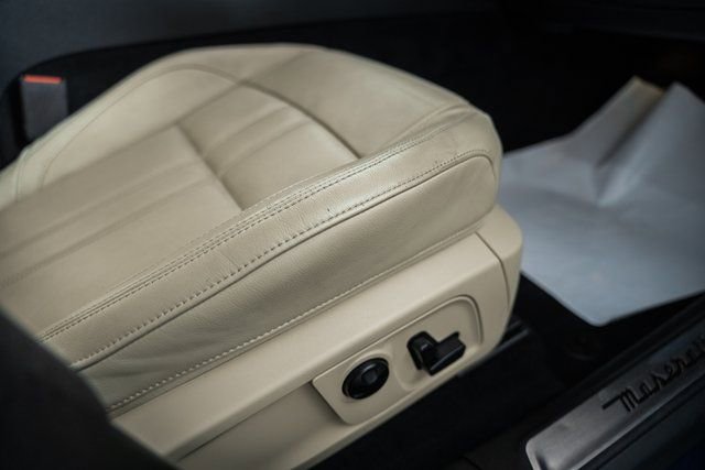 Used 2018 Maserati Levante S GranSport image 31