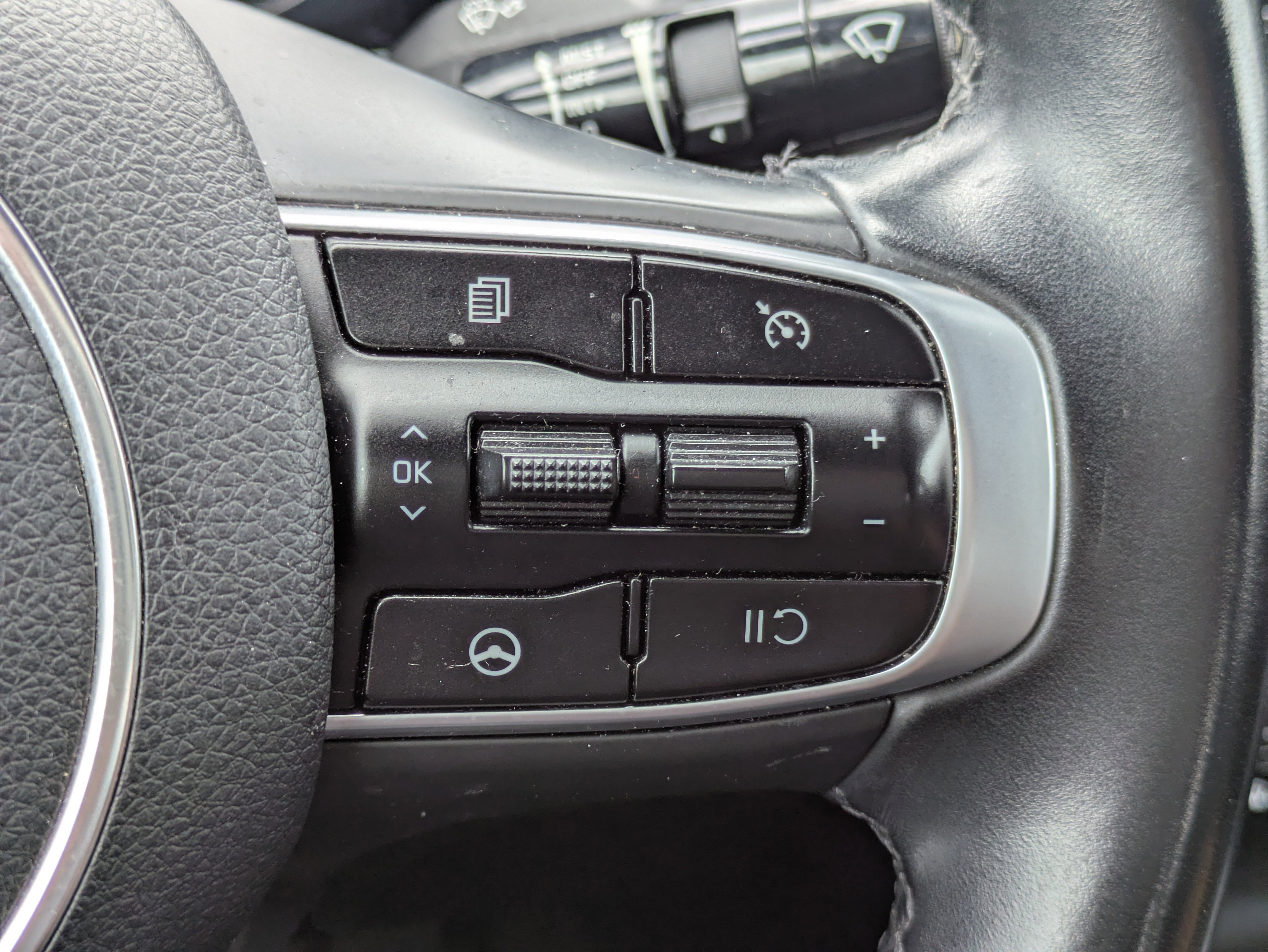 Used 2022 Kia K5 GT-Line AWD/4WD image 13