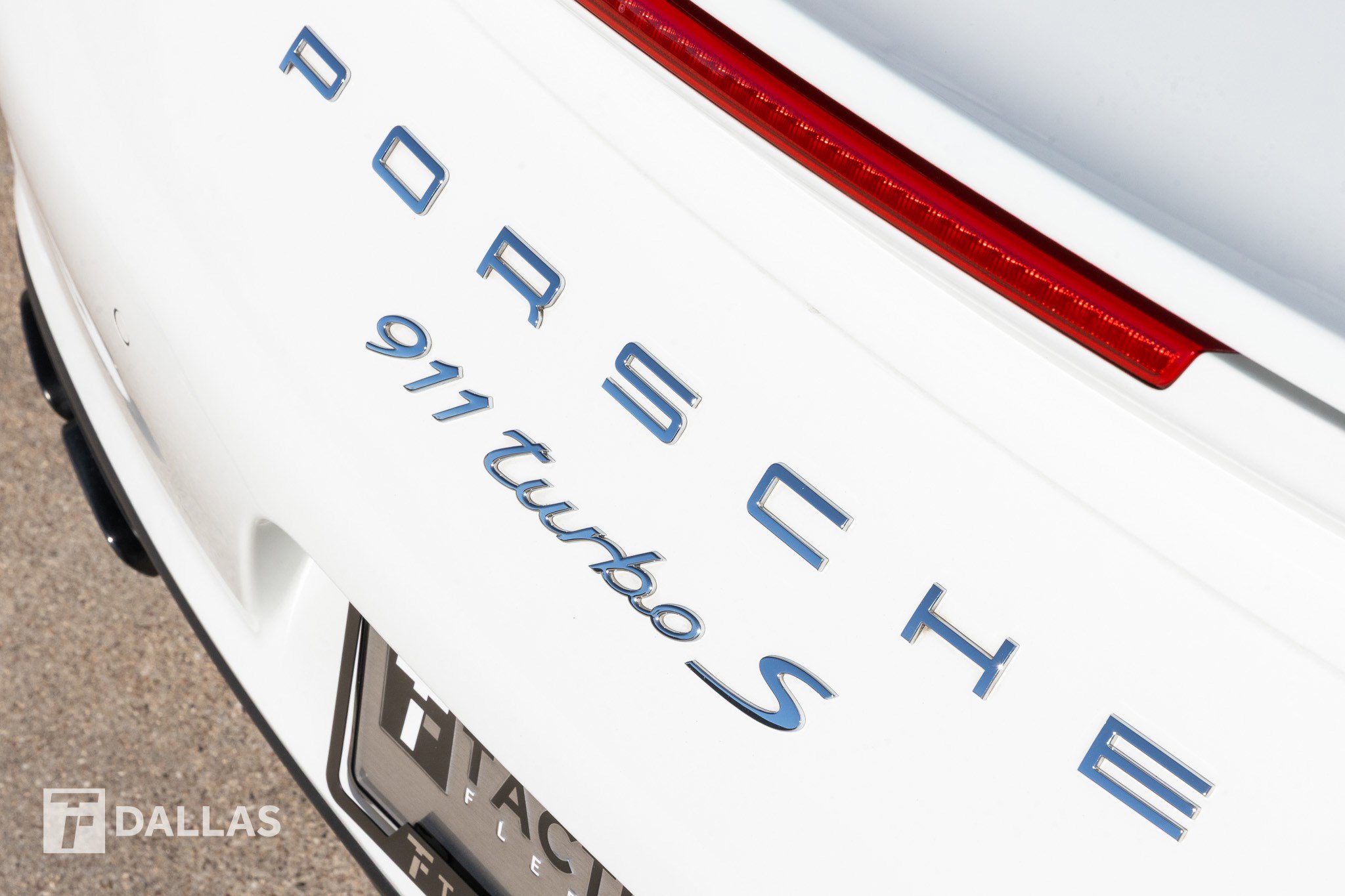 Used 2017 Porsche 911 Turbo S image 19