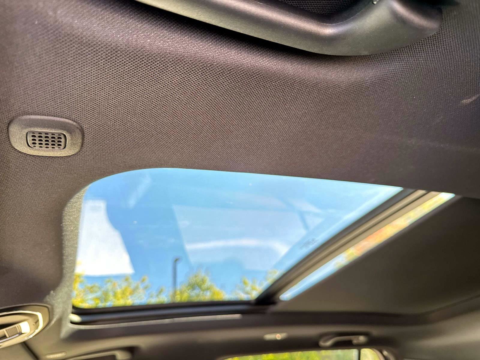 Used 2025 Jeep Wagoneer Limited image 8