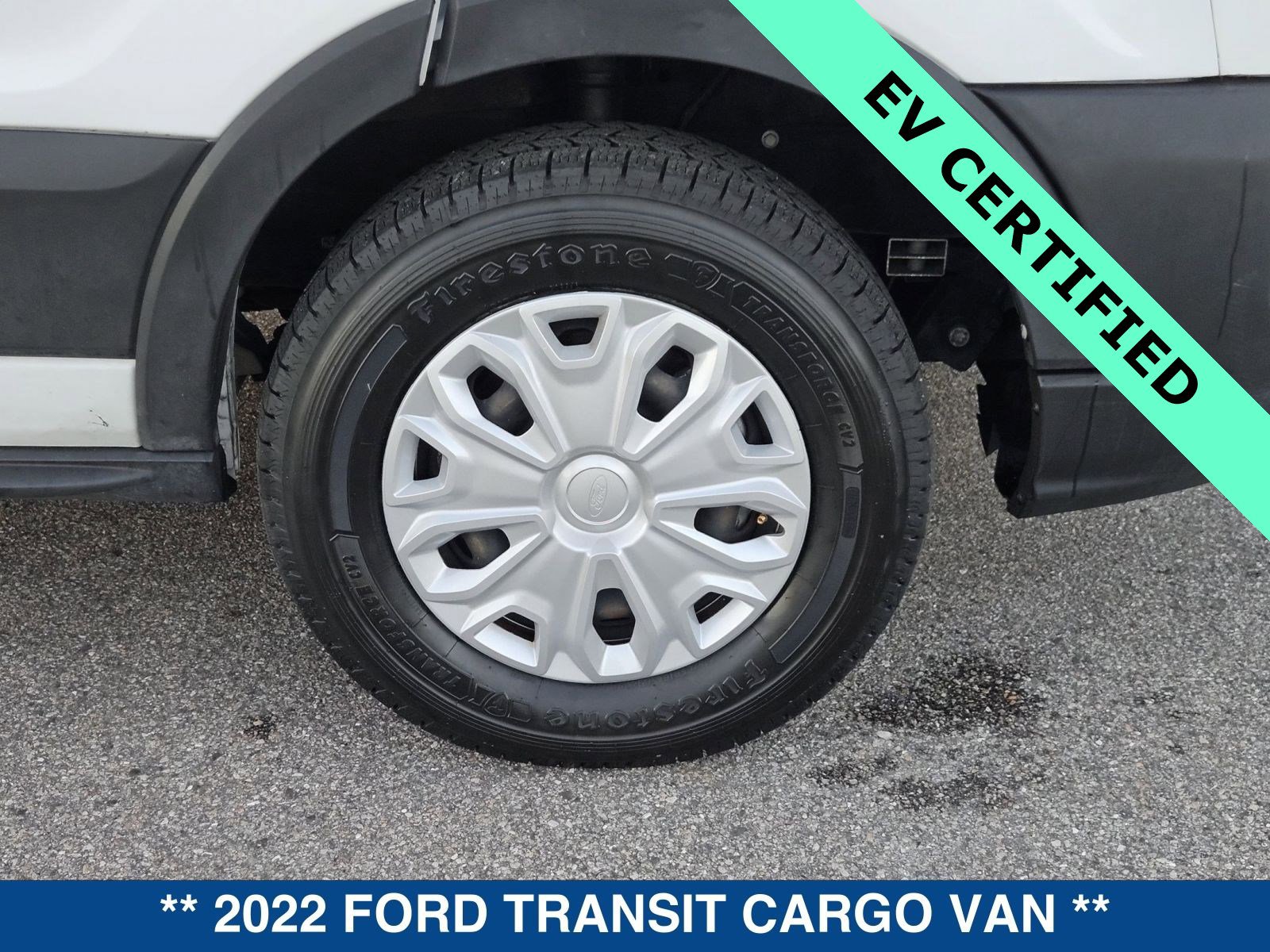 Used 2022 Ford E-Transit Low Roof image 13