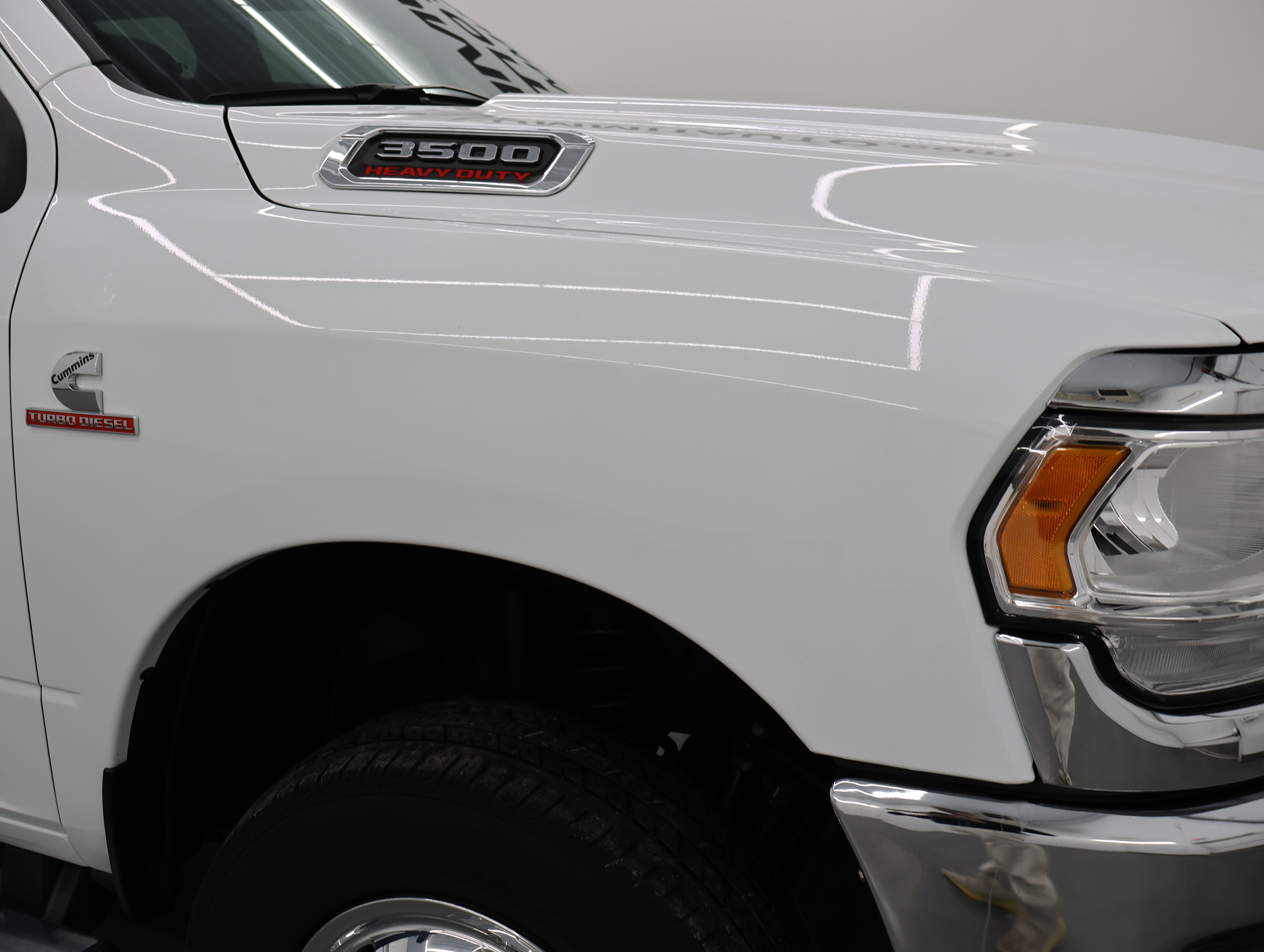 Used 2024 RAM 3500 Tradesman w/ Chrome Appearance Group image 24