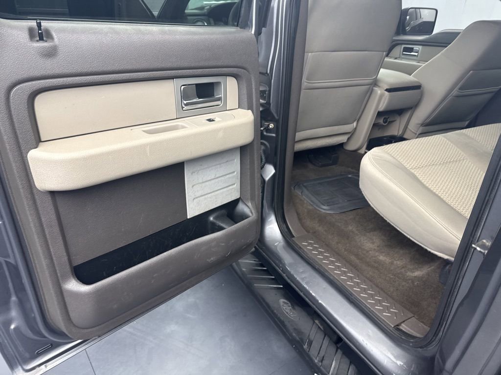 Used 2010 Ford F150 XLT image 37