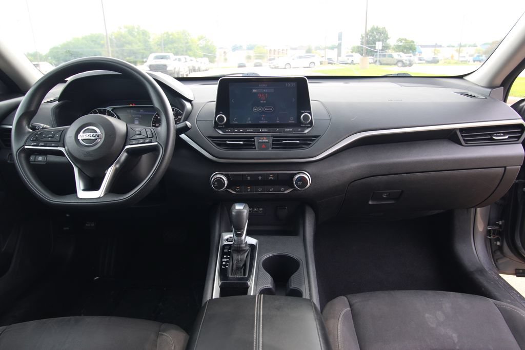 Used 2020 Nissan Altima 2.5 S FWD image 39