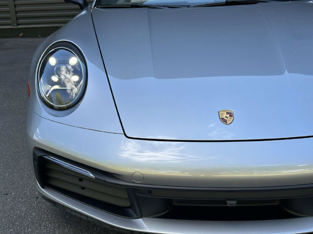 Certified 2024 Porsche 911 Carrera RWD image 10