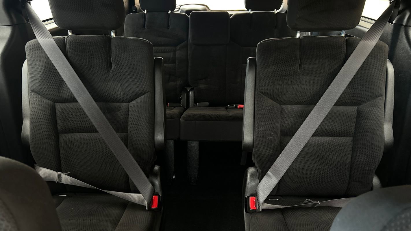 Used 2019 Dodge Grand Caravan SE FWD image 20