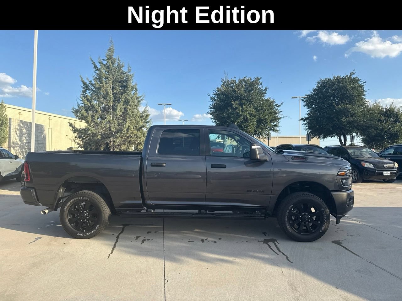 Used 2026 RAM 2500 Big Horn AWD/4WD image 3
