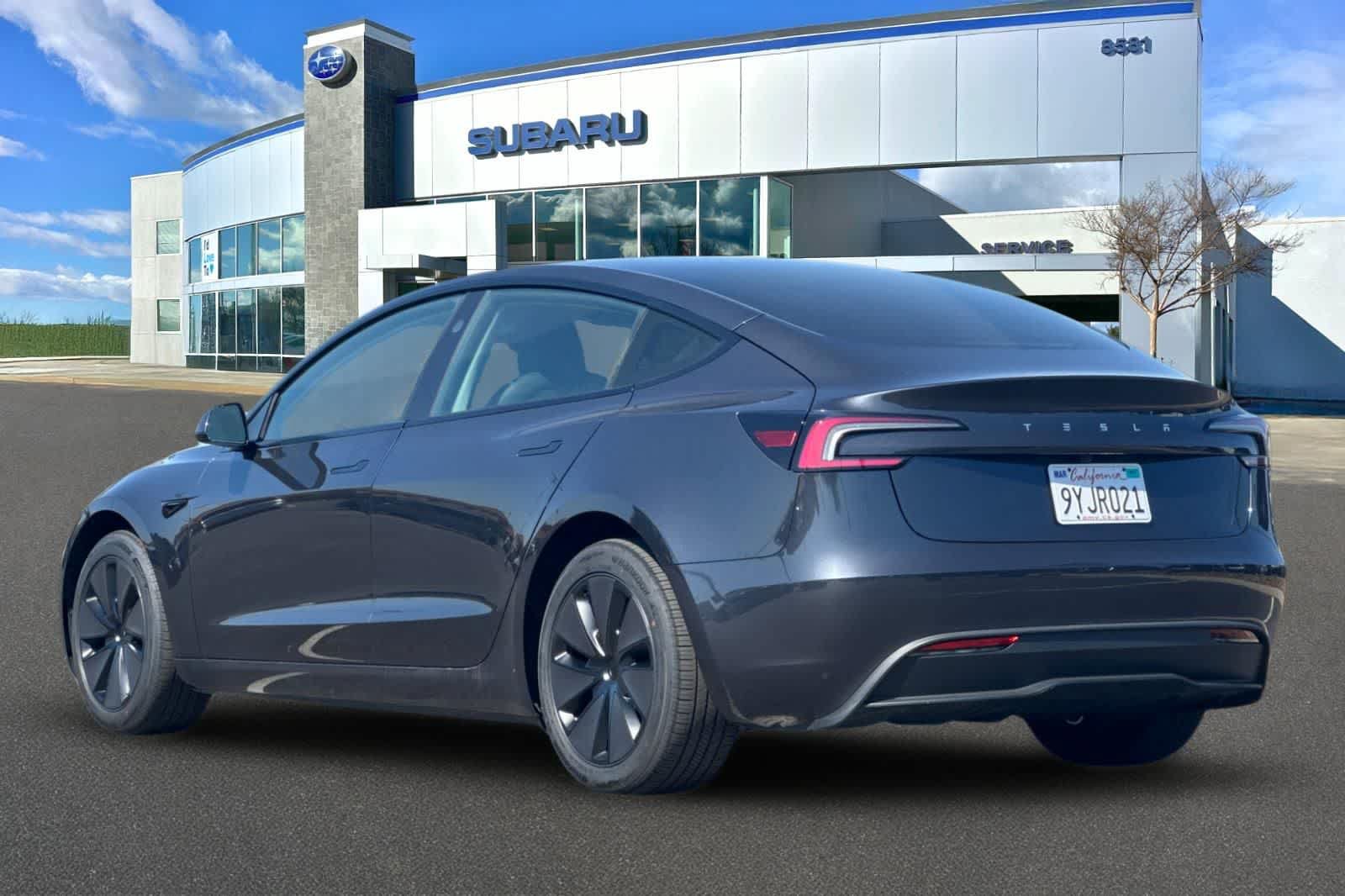 Used 2024 Tesla Model 3 Standard Range RWD image 8