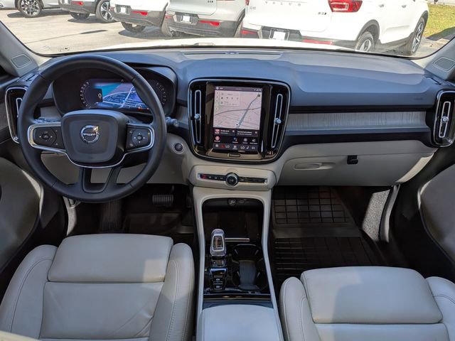 Certified 2023 Volvo XC40 B5 Plus w/ Driver Assist Package image 21