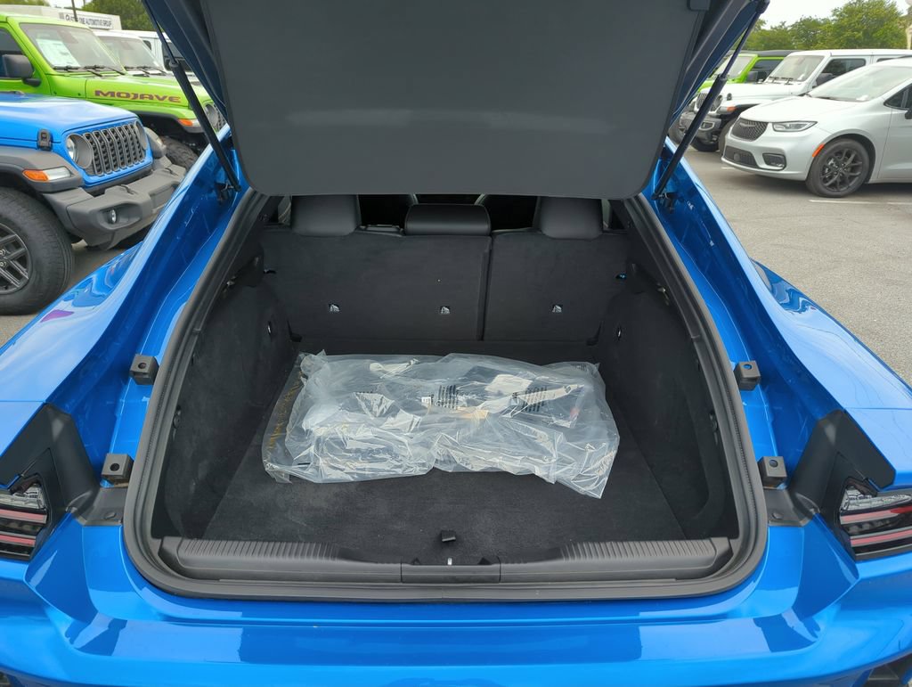 New 2026 Dodge Charger Scat Pack w/ Blacktop Package AWD/4WD image 23