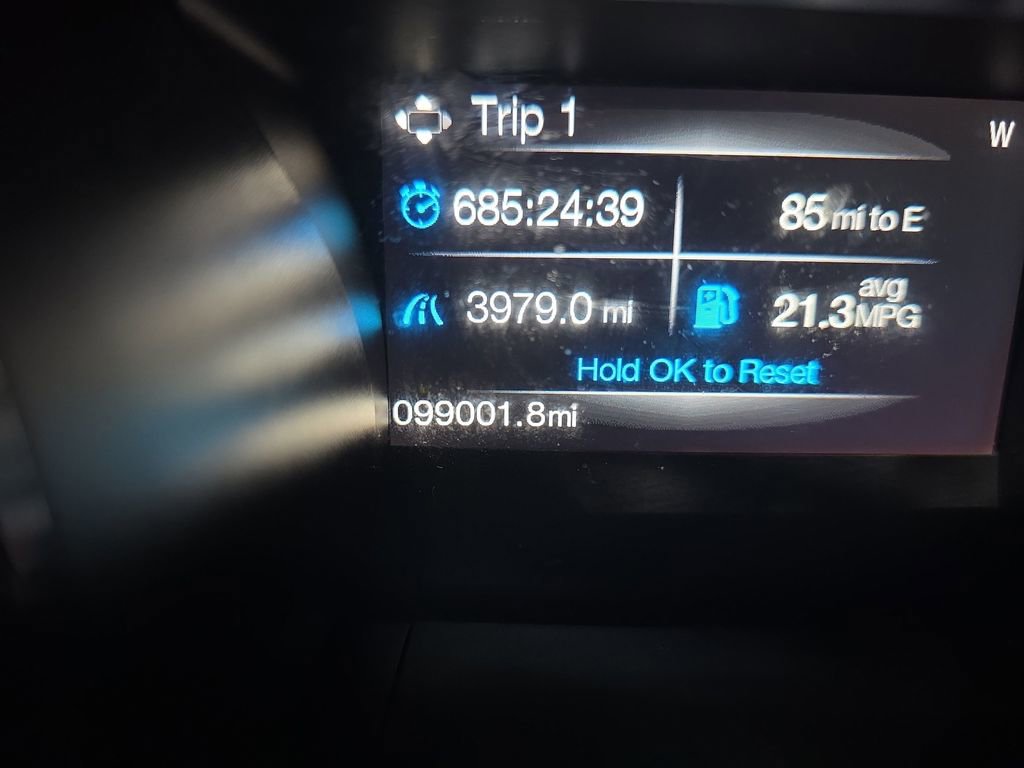 Used 2017 Ford Mustang Coupe RWD image 25