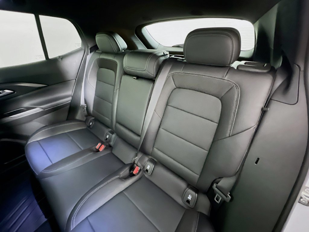 New 2026 Chevrolet Equinox EV LT w/ LPO, All-Weather Mat Package AWD/4WD image 25
