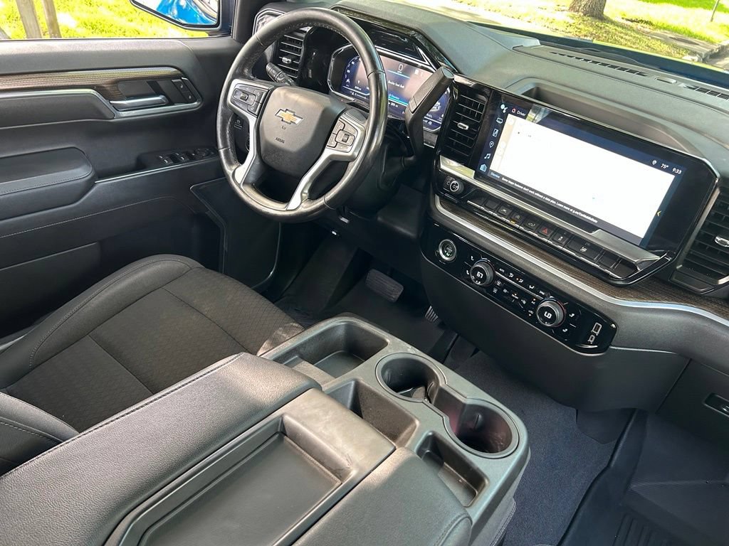 Used 2022 Chevrolet Silverado 1500 LT RWD image 10