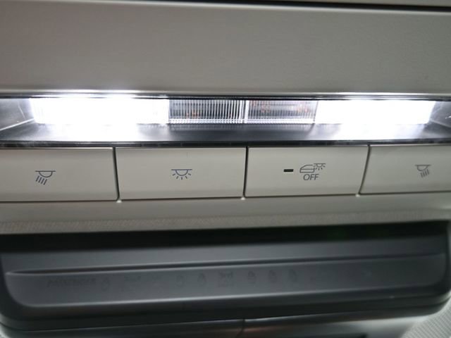 Used 2025 MAZDA MAZDA3 s image 34