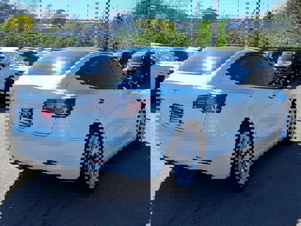 Used 2022 Tesla Model 3 Long Range image 4