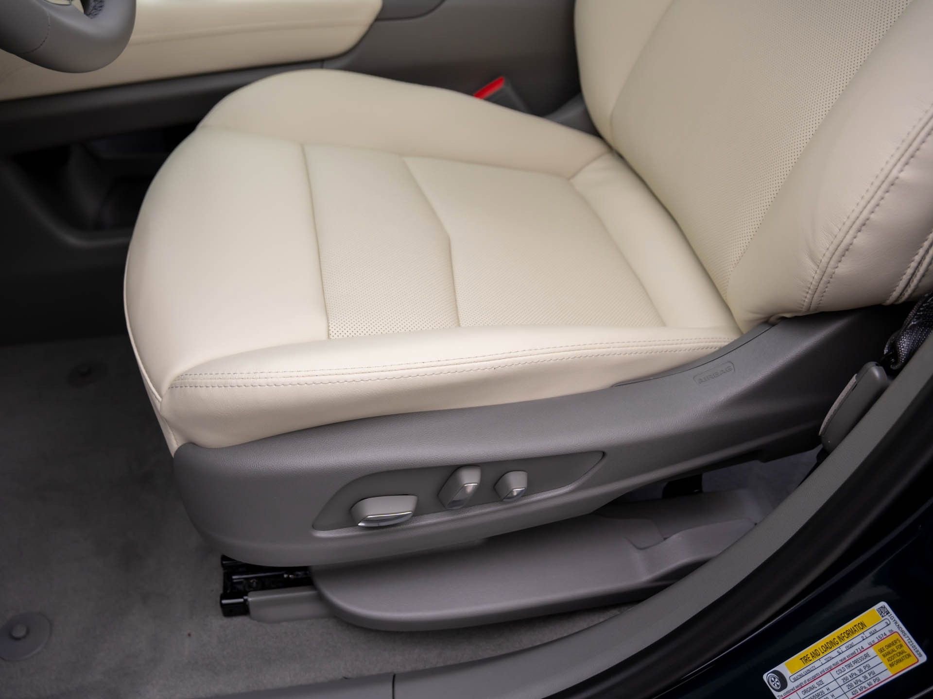 New 2026 Cadillac XT5 Premium Luxury w/ Driver Assist Package image 16