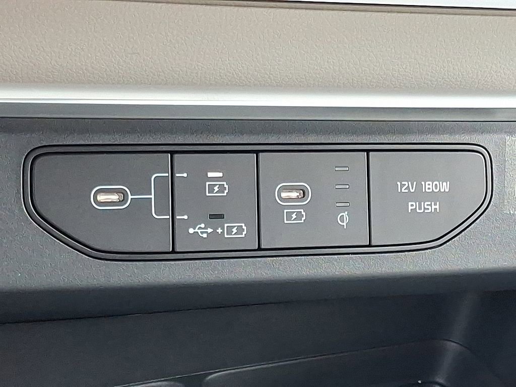 New 2026 Kia Carnival EX image 13