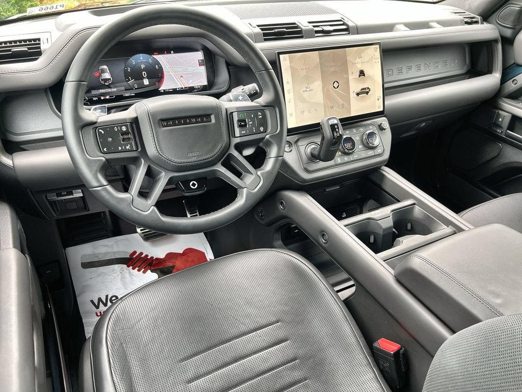 Certified 2026 Land Rover Defender 110 OCTA AWD/4WD image 13