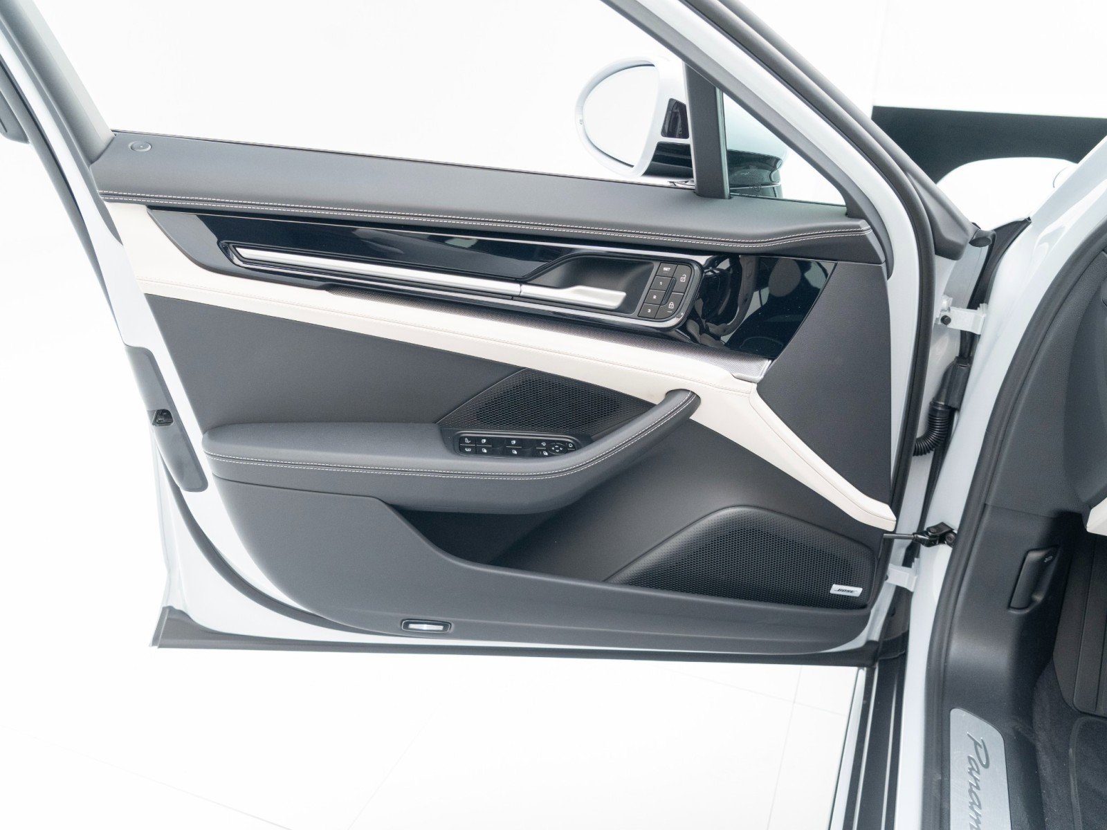 New 2026 Porsche Panamera 4S image 21