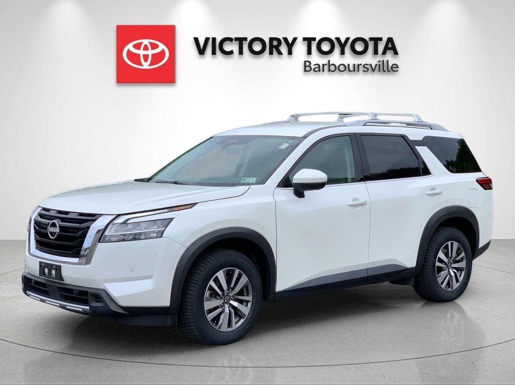 Used 2023 Nissan Pathfinder SL