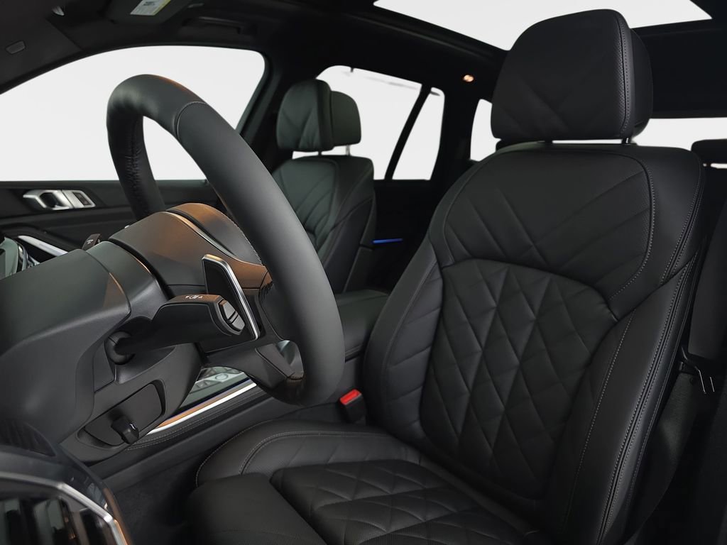 New 2026 BMW X5 xDrive50e w/ Executive Package image 15