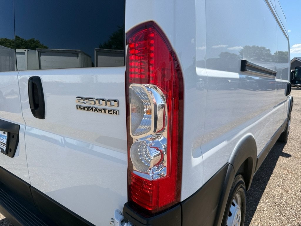 Used 2023 RAM ProMaster 2500 FWD image 26