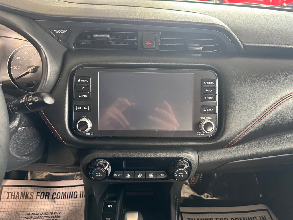 Used 2023 Nissan Kicks SR image 13